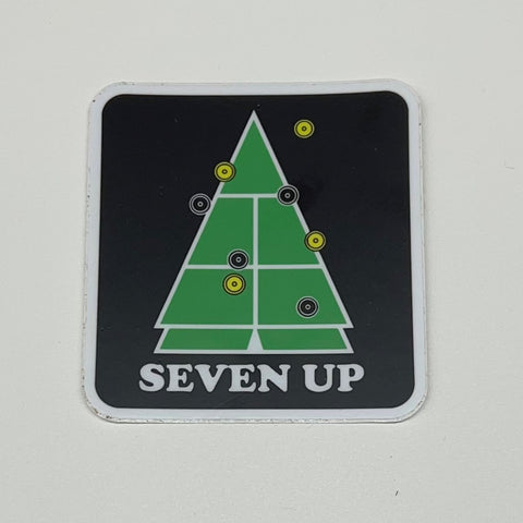 8557- Seven Up Magnet